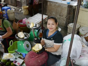 Phnom Penh: Lebensmittelmarkt Durian Frucht