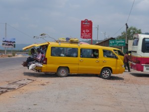 Koh Kong - Shianouk Ville: Unterwegs, Kleinbus