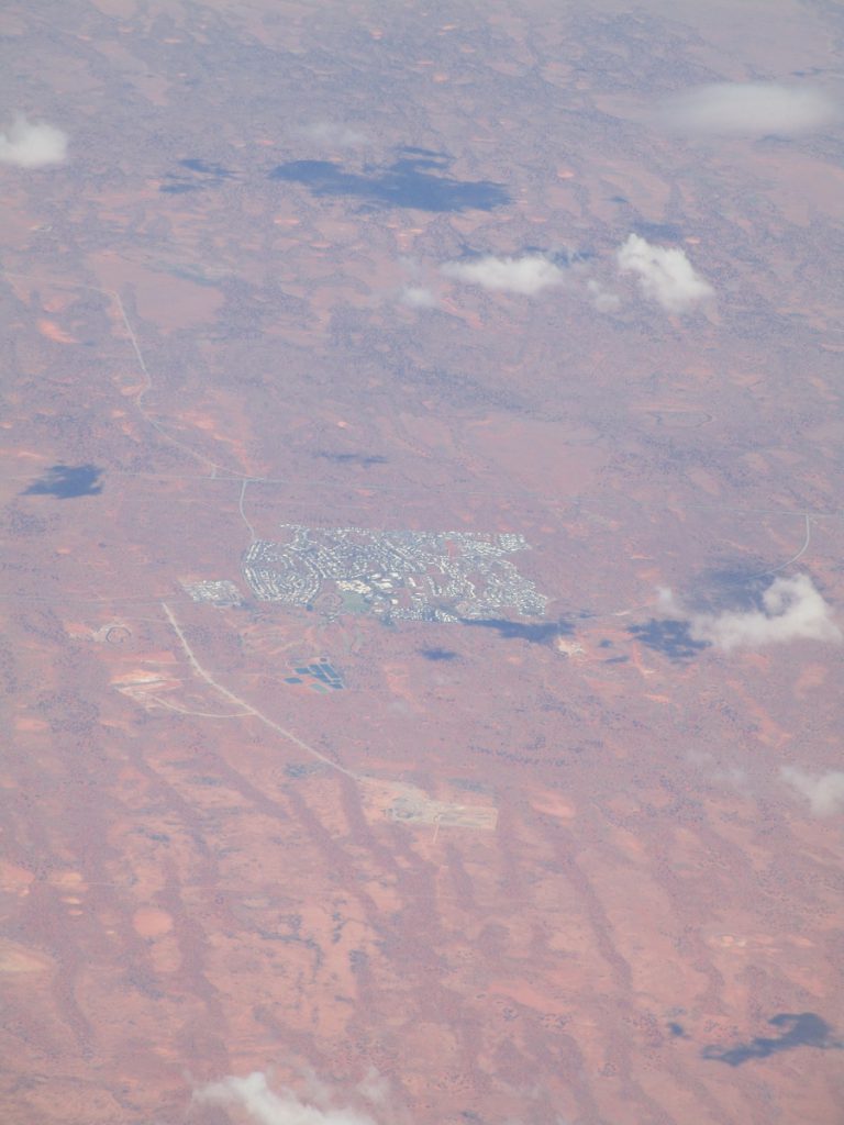 Flug Alice Springs - Adelaide